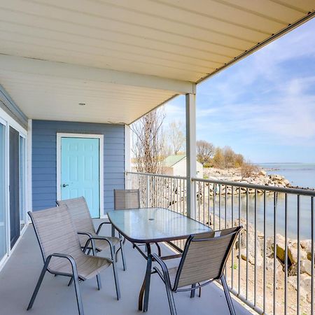 Cozy Lakefront Middle Bass Retreat With Balcony Put-in-Bay Exteriör bild